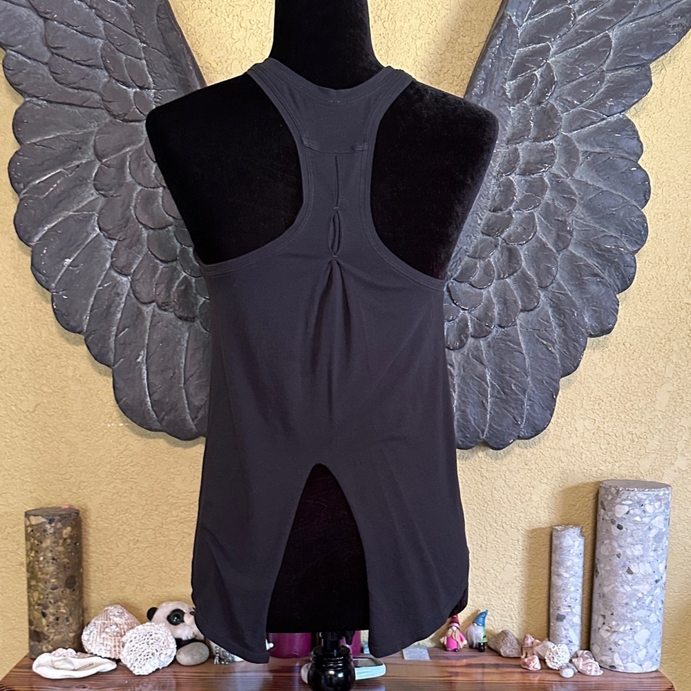 Lululemon Open Back Tank Top - Picture 4 of 5